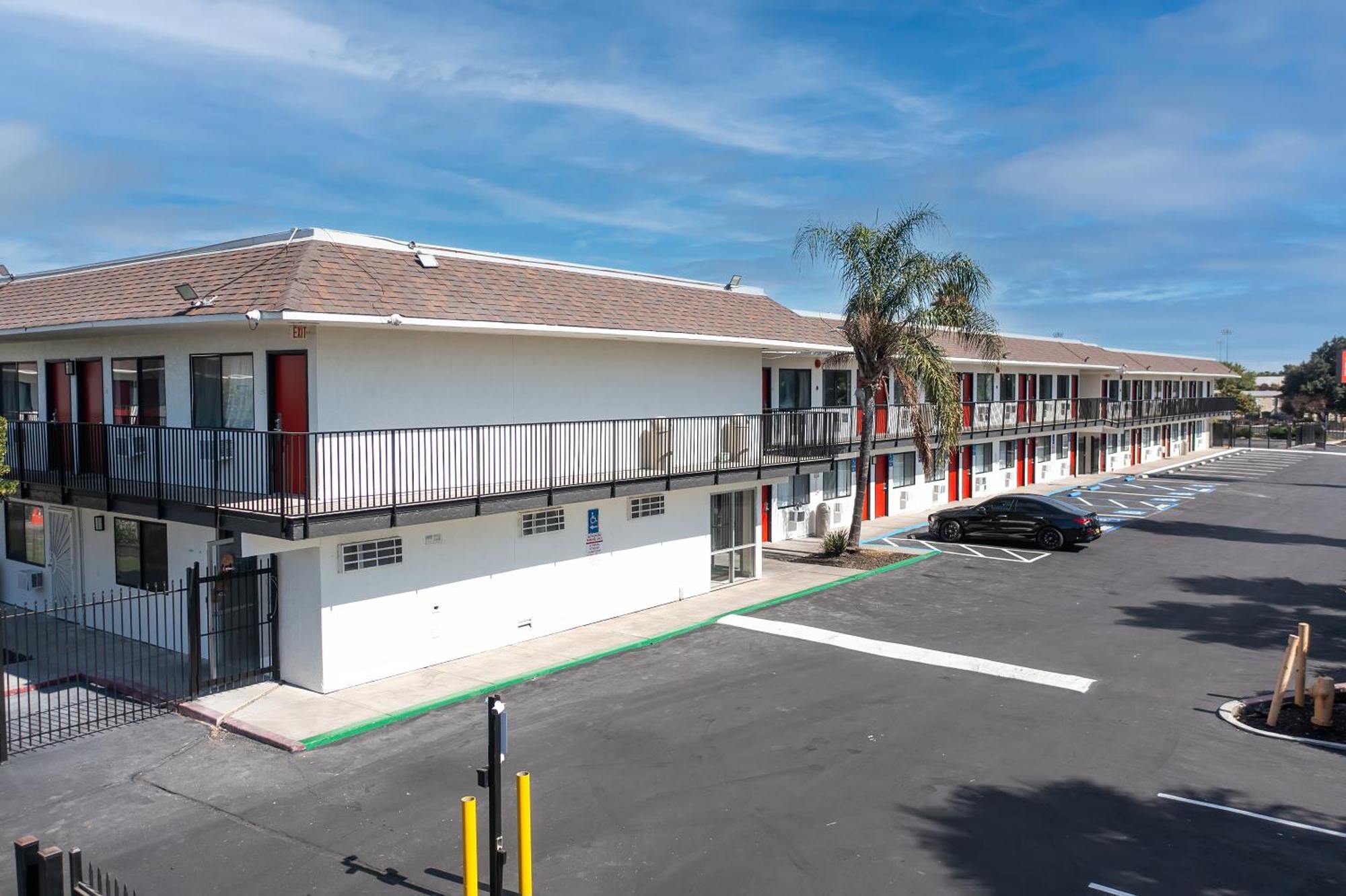 Econo Lodge Stockton Near I-5 Fairgrounds Exterior foto