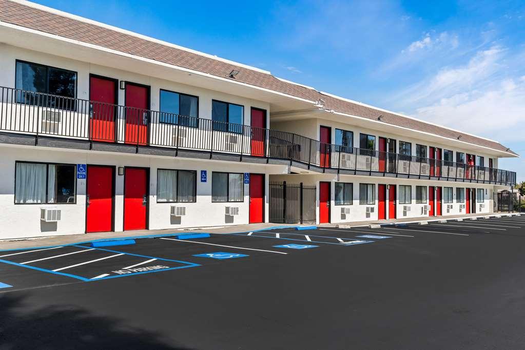 Econo Lodge Stockton Near I-5 Fairgrounds Exterior foto